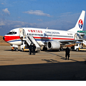 银川空运公司航空快运业稳步发展的原因是什么？